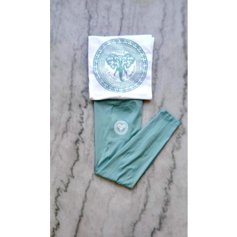 Tops & Tees
