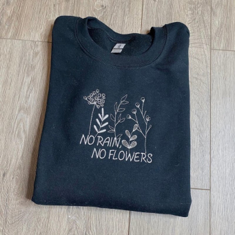 Hoodies & Sweatshirts