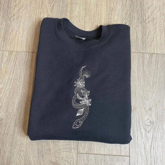 Hoodies & Sweatshirts