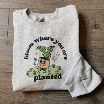 Hoodies & Sweatshirts