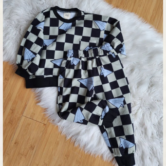 Gender-Neutral Kids' Clothing