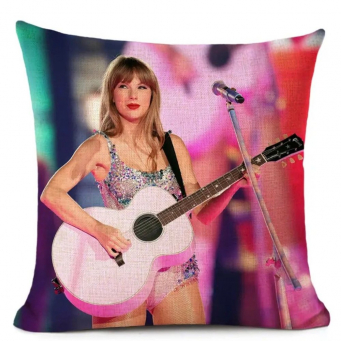 Throw Pillows