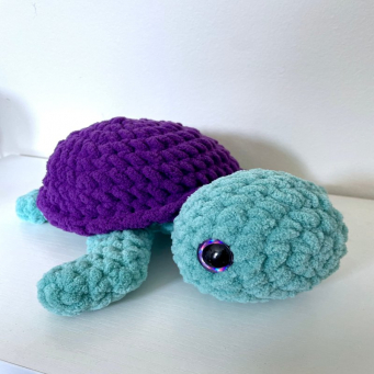 Stuffed Animals & Plushies