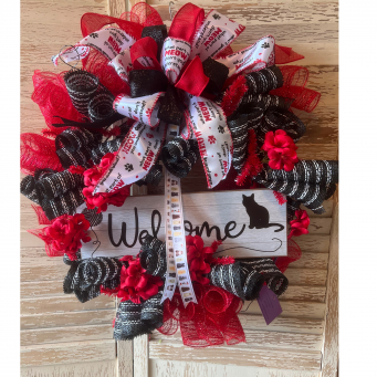 Wreaths & Door Hangers