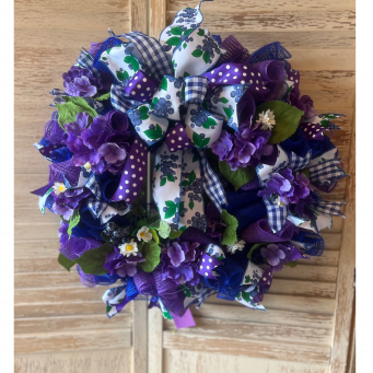 Wreaths & Door Hangers